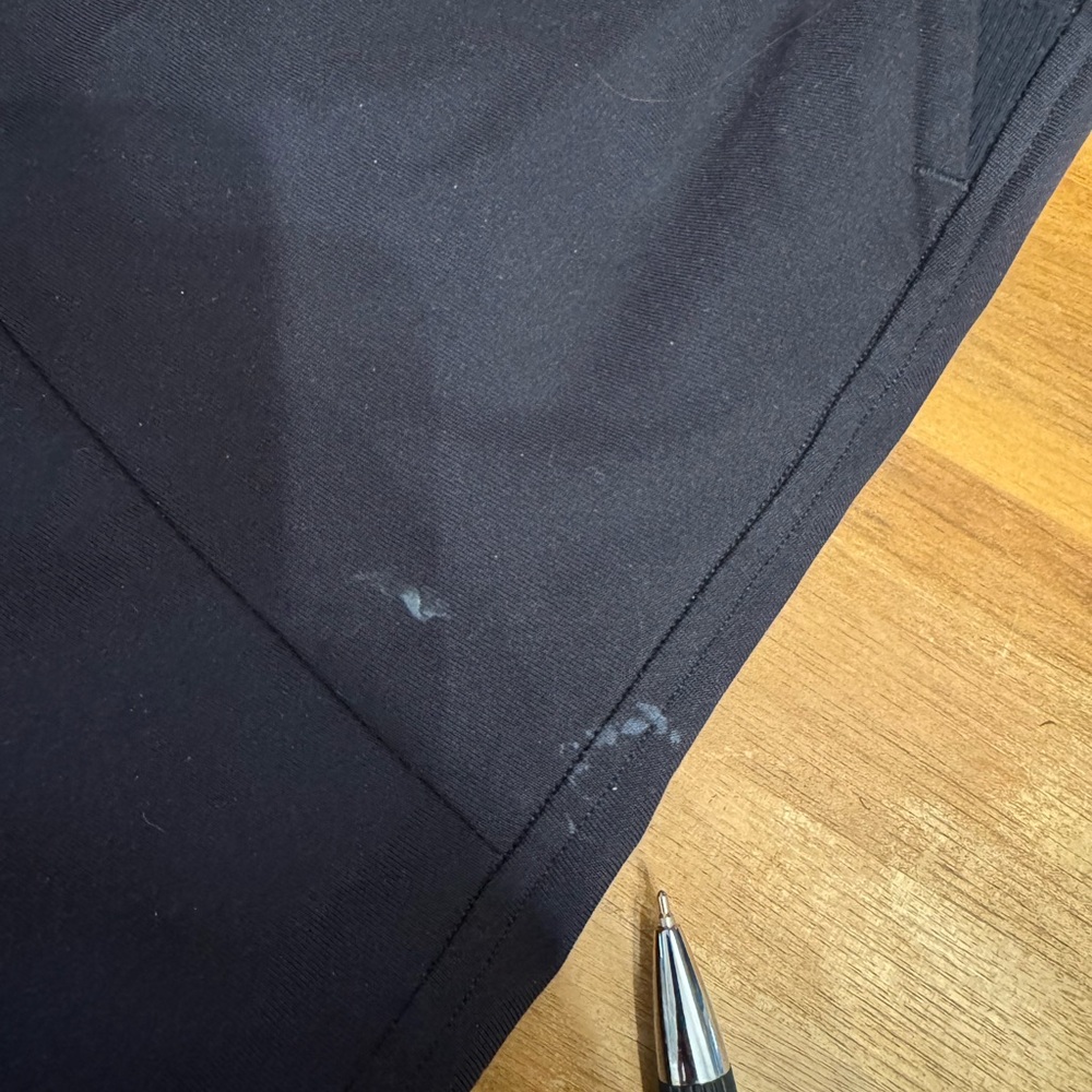 lululemon athletica Men's Black Joggers - Picture 3 of 4